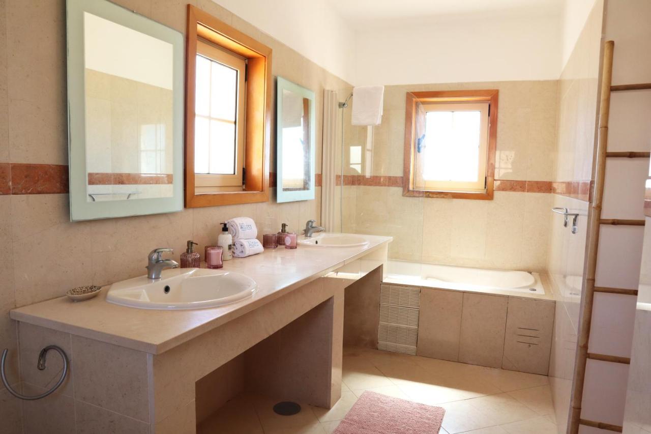 Casa Dos Cotas Villa Алвор Екстериор снимка